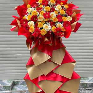 kệ hoa khai trương