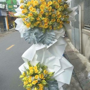 kệ hoa viếng