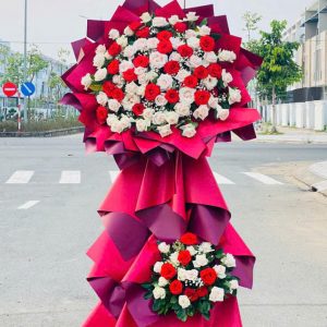 Kệ hoa khai trương