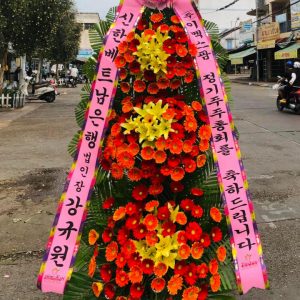 kệ hoa khai trương kiểu hàn quốc