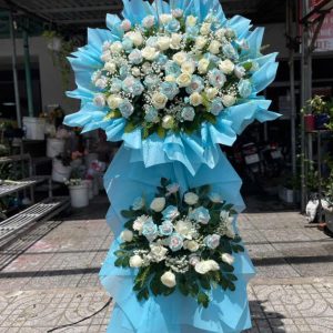 Kệ hoa khai trương
