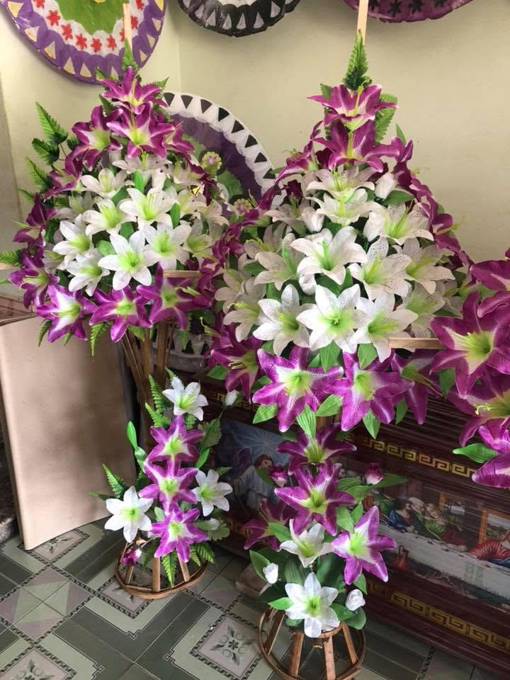 vòng hoa nhựa đám tang