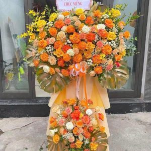 Kệ hoa khai trương