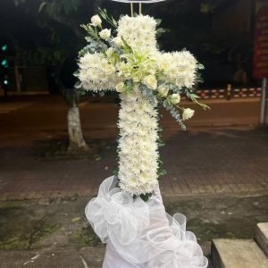 kệ hoa viếng công giáo
