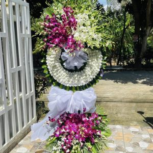 Kệ hoa viếng đám tang