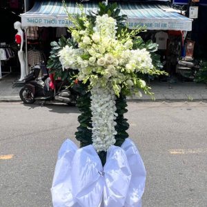 kệ hoa viếng công giáo