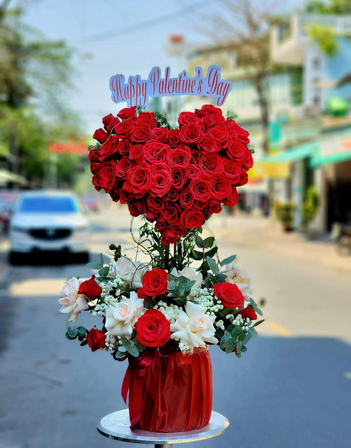 Giỏ hoa sinh nhật tặng người yêu