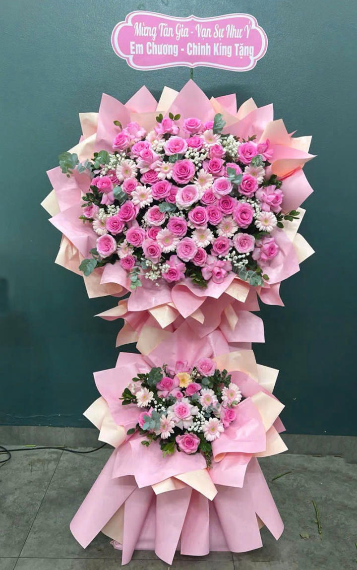 Kệ hoa khai trương