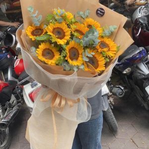 Bó Hoa Tươi Chúc Mừng
