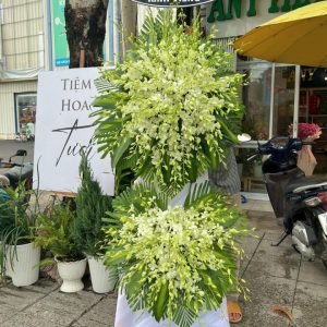 Kệ hoa viếng