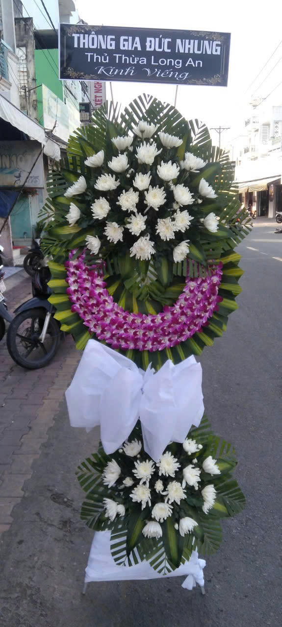 kệ hoa viếng