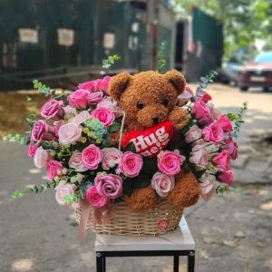 Giỏ hoa gấu bông