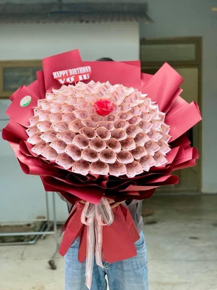 bó hoa tiền