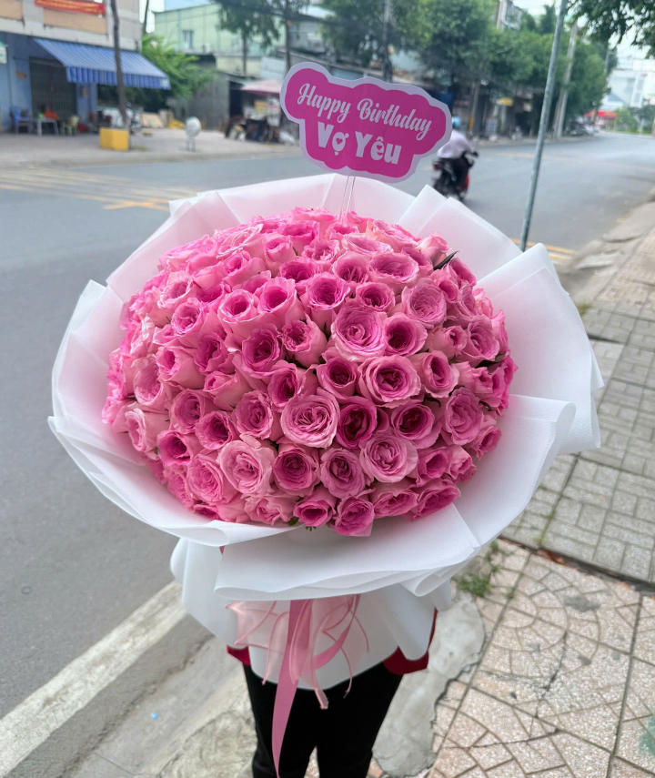 Bó Hoa Xin Lỗi