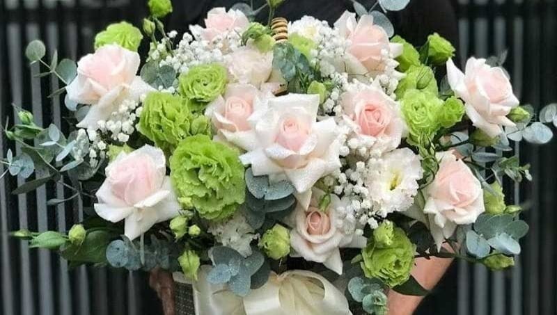 Mẫu giỏ hoa tươi đẹp tại cửa hàng Thanh Huyền Flowers Dương Kinh Hải Phòng