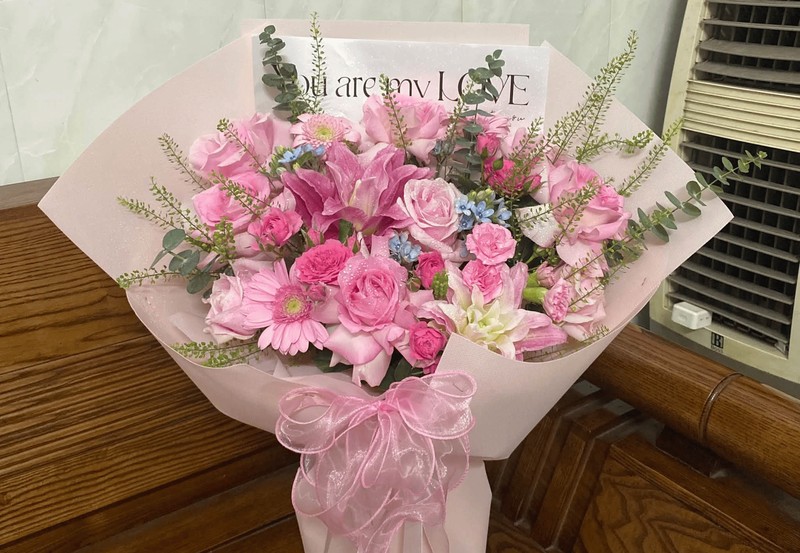  Bó hoa cao cấp tại shop hoa tươi Iris Flowers quận Kiến An Hải Phòng
