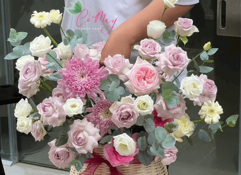Không gian và dịch vụ chuyên nghiệp tại Shop Hoa Cỏ May quận Cầu Giấy Hà Nội