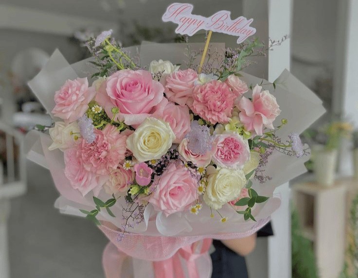 Bó hoa tươi nghệ thuật chuẩn cao cấp tại cửa hàng LINH FLOWER Đồ Sơn Hải Phòng