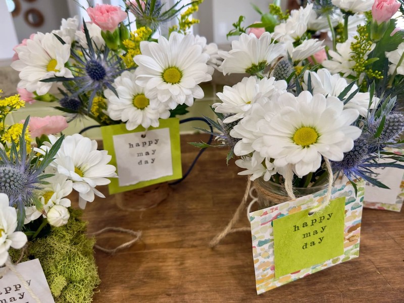 Mẫu hoa tươi cao cấp tại May Florist quận Tây Hồ Hà Nội