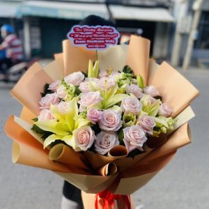 Bó Hoa Ly Mix Hoa Hồng
