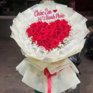 Bó hoa tươi hình trái tim