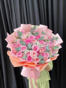 Bó hoa tươi màu hồng