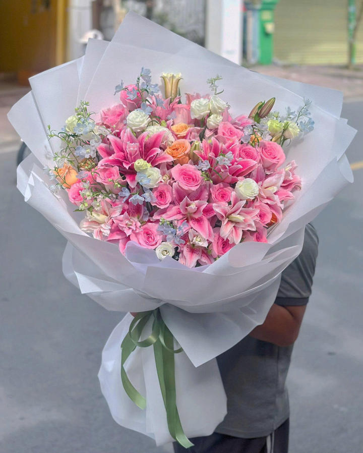 Bó Hoa Tươi Chúc Mừng