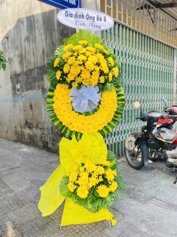 Kệ hoa viếng