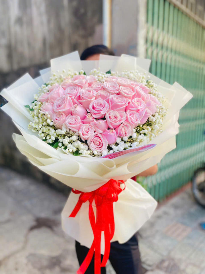 Bó hoa tươi hình trái tim