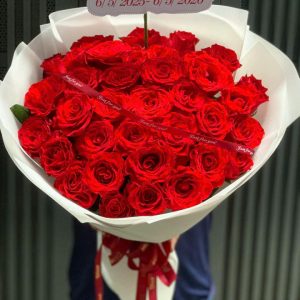 Bó Hoa Tươi Màu Đỏ