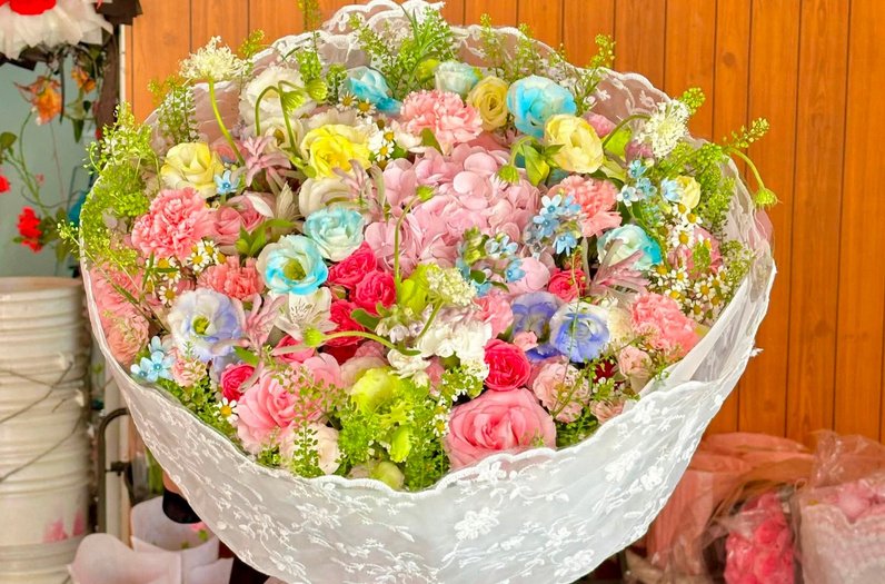 Bó hoa tươi từ shop hoa tươi Bảo Lộc của Tiệm hoa Nhà Thỏ.