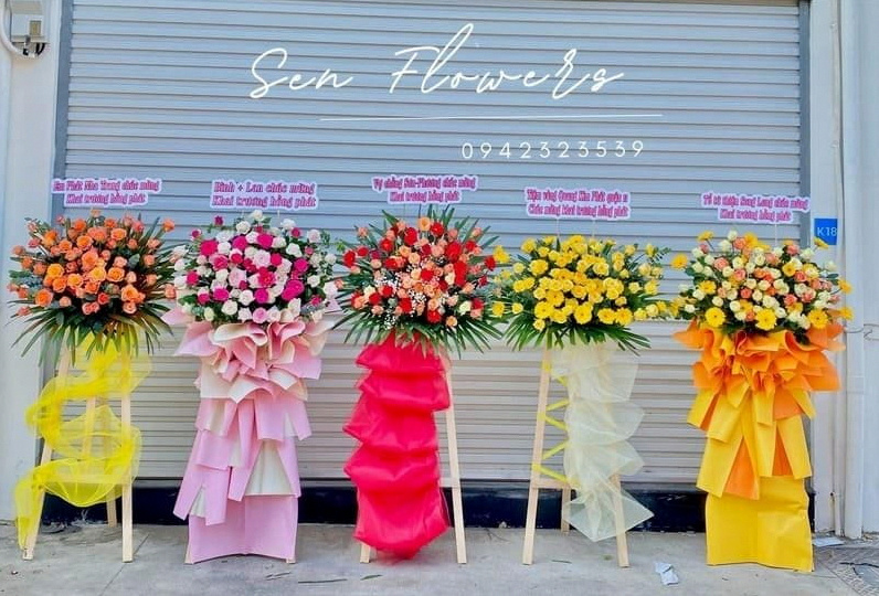 Mẫu kệ hoa chúc mừng khai trương sang trọng tại Sen Flowers Bến Tre