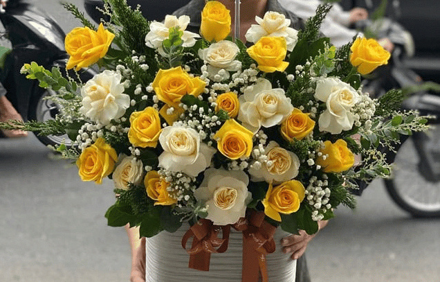  Shop hoa tươi Quận Tân Phú TPHCM MrHoa cung cấp dịch vụ giao hoa hỏa tốc chất lượng.